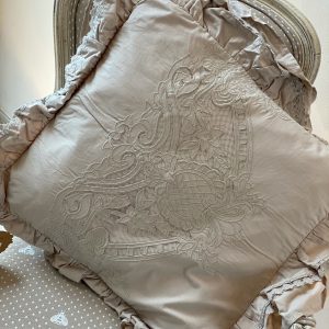 Coussin brodé « lin »