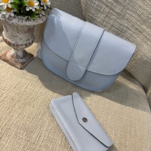 Sac Besace en cuir bleu ciel